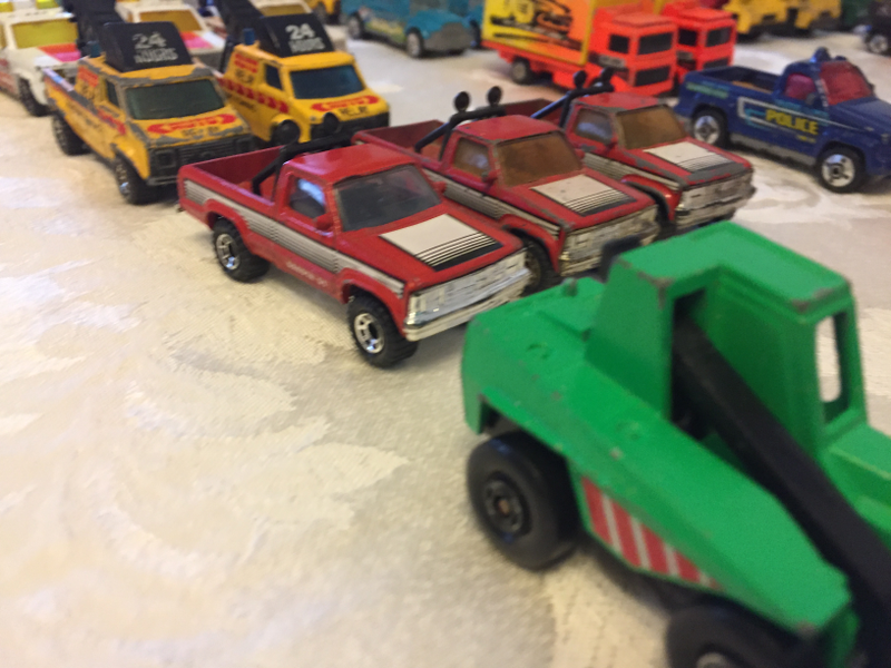 Illustration for article titled Enormous Die-Cast Collection - Box 26 - That's Alot of Stuff